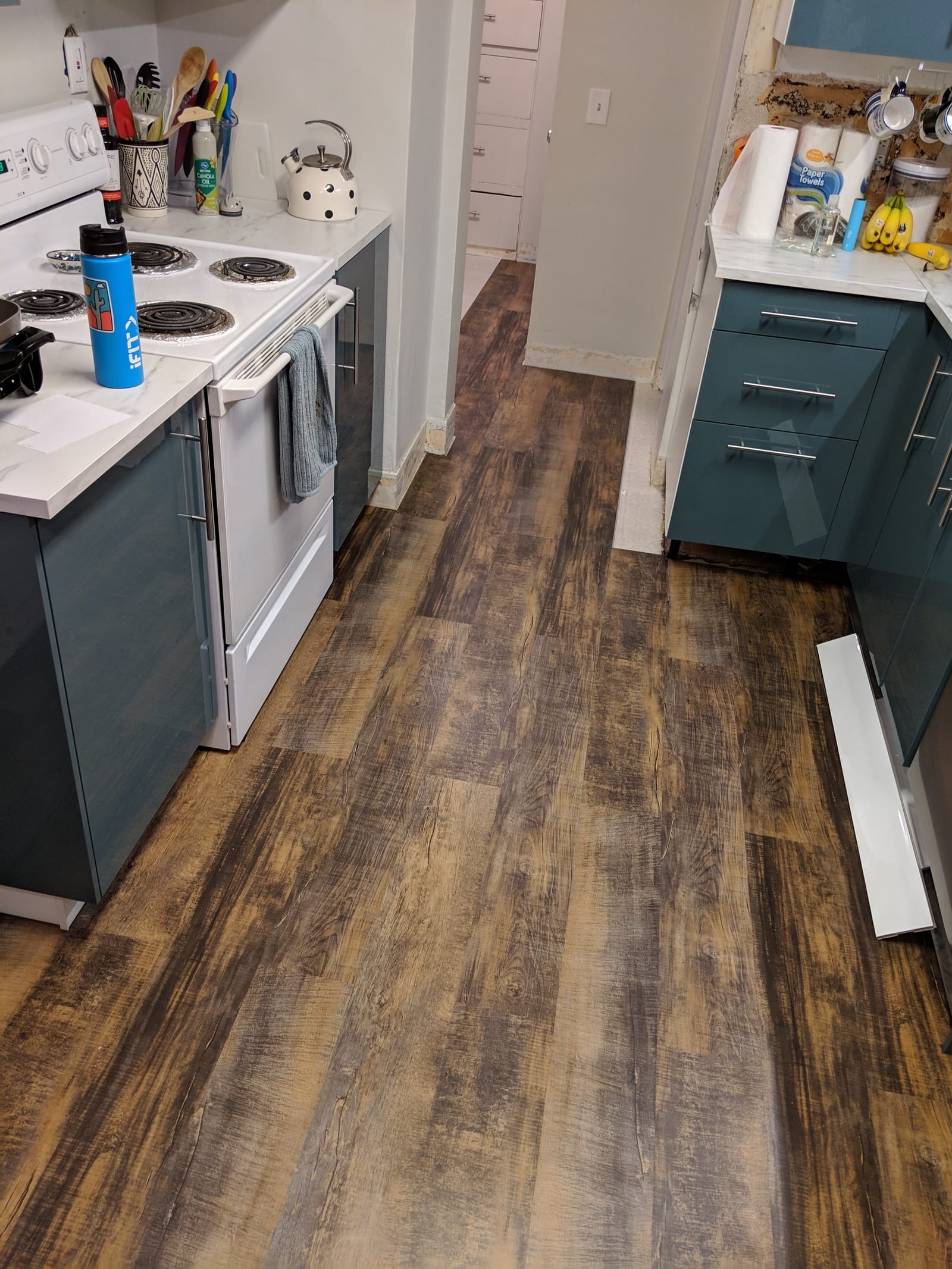 Images Of Vinyl Plank Flooring In Kitchen Things In The Kitchen